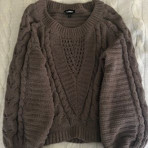 EXPRESS KNIT SWEATER SIZE M